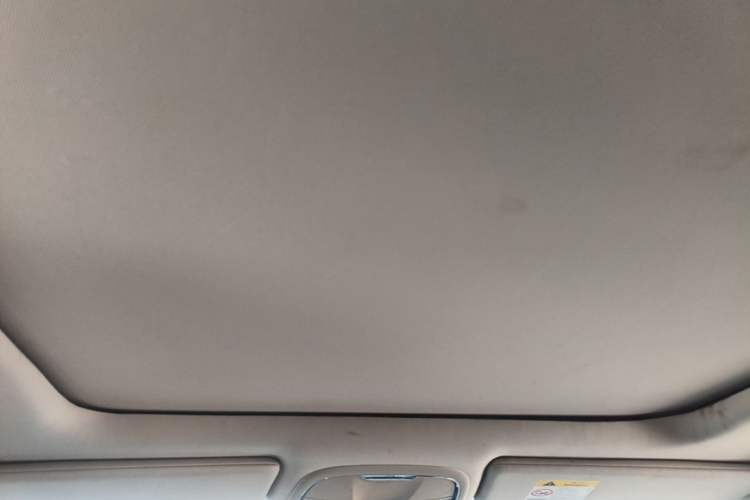 Used Jeep Cherokee 2016 2.4L Leading Edition Headliner