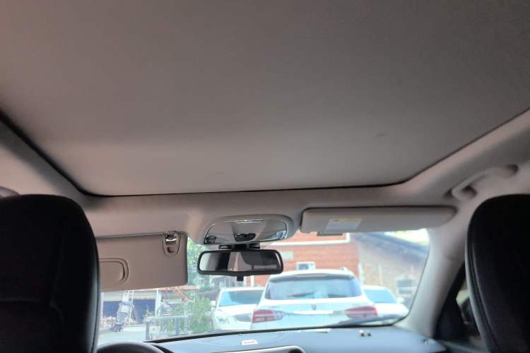 Used Jeep Cherokee 2016 2.4L Professional Smart Version Headliner