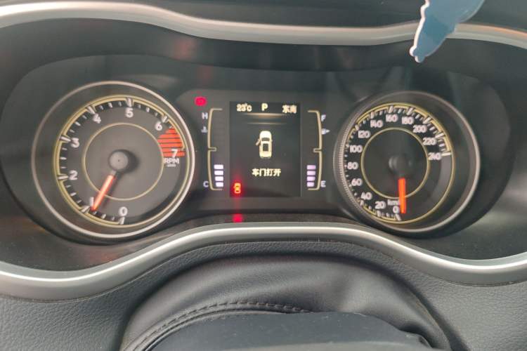 Used Jeep Cherokee 2016 2.4L Leading Edition Instrument Cluster