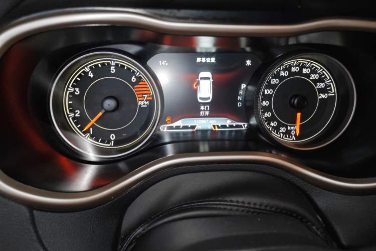 Used Jeep Cherokee 2016 2.4L Superior Edition Instrument Cluster