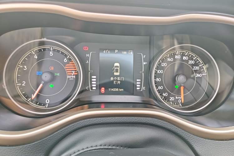 Used Jeep Cherokee 2016 2.4L Professional Edition Instrument Cluster