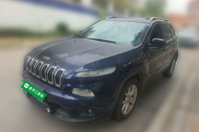 Used Jeep Cherokee 2016 2.0L Superior Edition
