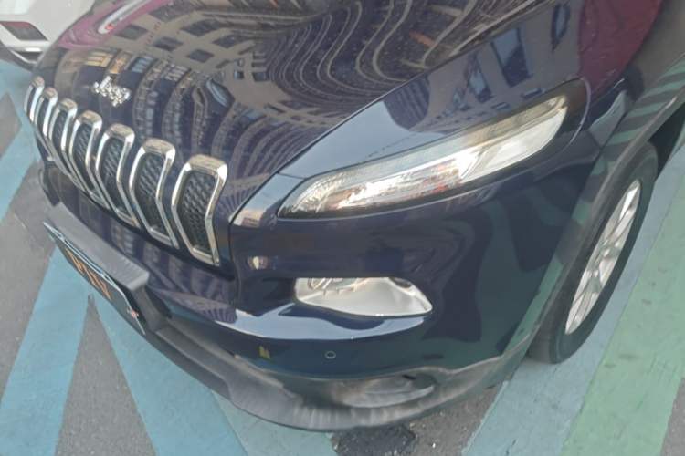Used Jeep Cherokee 2016 2.0L Superior Edition Left Front Headlight