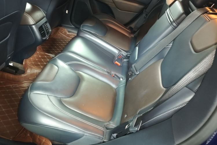 Used Jeep Cherokee 2016 2.4L Leading Edition Left Rear Seat