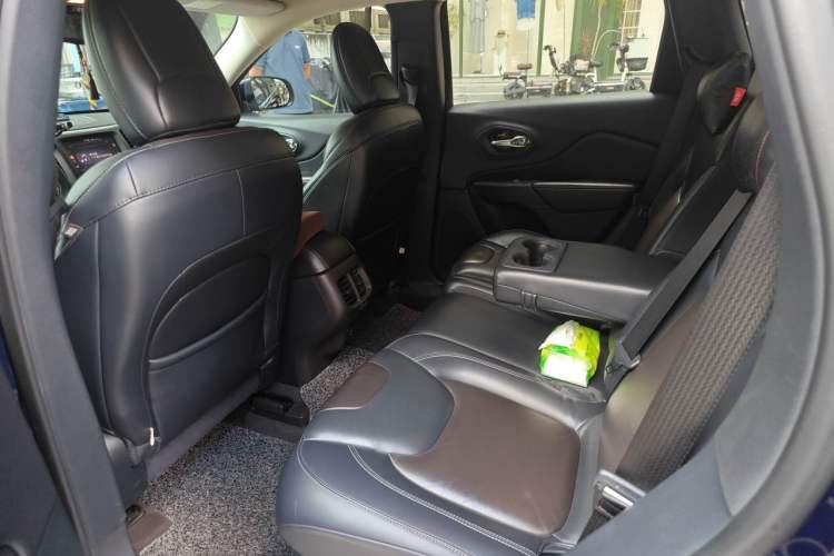 Used Jeep Cherokee 2016 2.4L Professional Smart Version Left Rear Seat