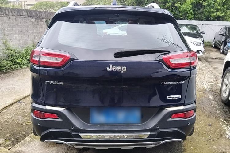 Used Jeep Cherokee 2016 2.0L Leading Edition Rear