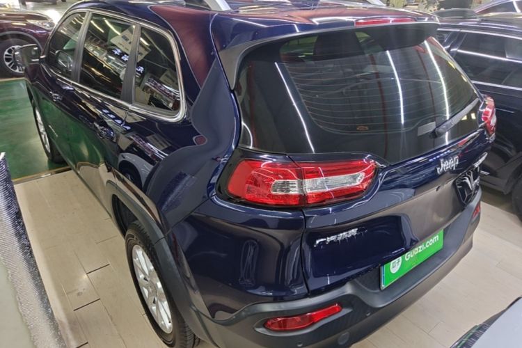 Used Jeep Cherokee 2016 2.4L Leading Smart Version Rear Left 45 Deg