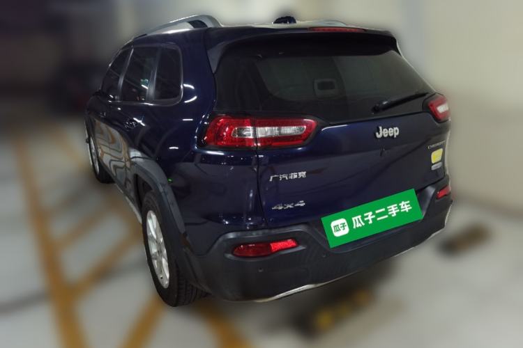 Used Jeep Cherokee 2016 2.4L Professional Smart Version Rear Left 45 Deg