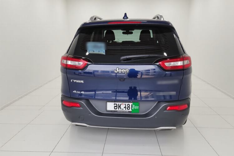 Used Jeep Cherokee 2016 2.4L Superior Edition Rear