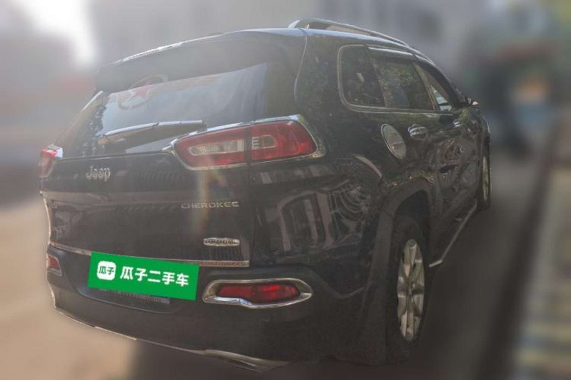 Used Jeep Cherokee 2016 2.0L Superior Edition Rear Right 45 Deg