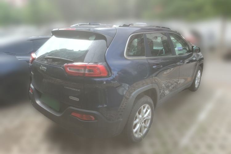 Used Jeep Cherokee 2016 2.4L Leading Smart Version Rear Right 45 Deg