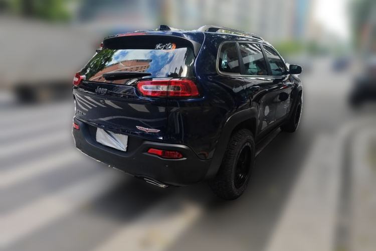Used Jeep Cherokee 2016 2.4L Professional Smart Version Rear Right 45 Deg