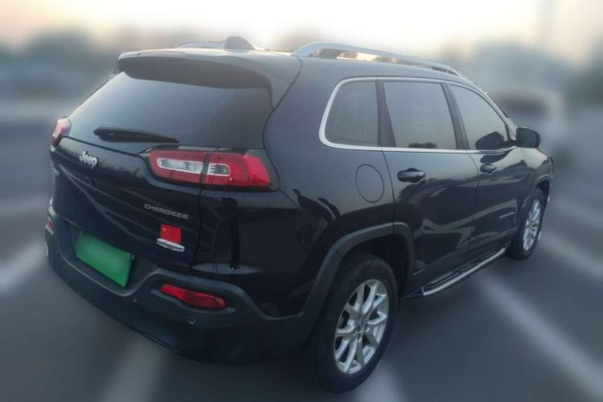 Used Jeep Cherokee 2016 2.0L Superior Edition Rear Right 45 Deg