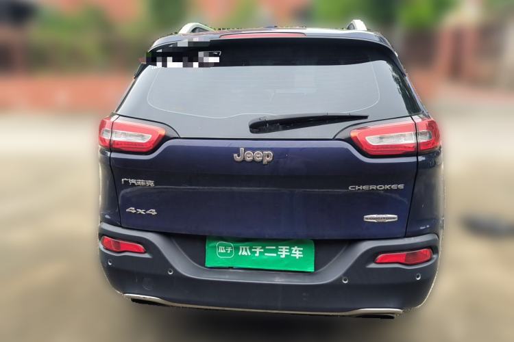 Used Jeep Cherokee 2016 2.4L Professional Edition Rear