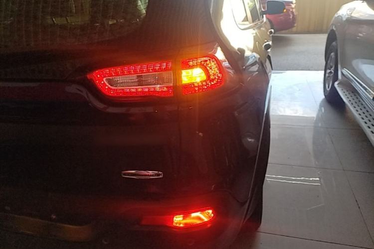 Used Jeep Cherokee 2016 2.4L Professional Edition Right Rear Taillight