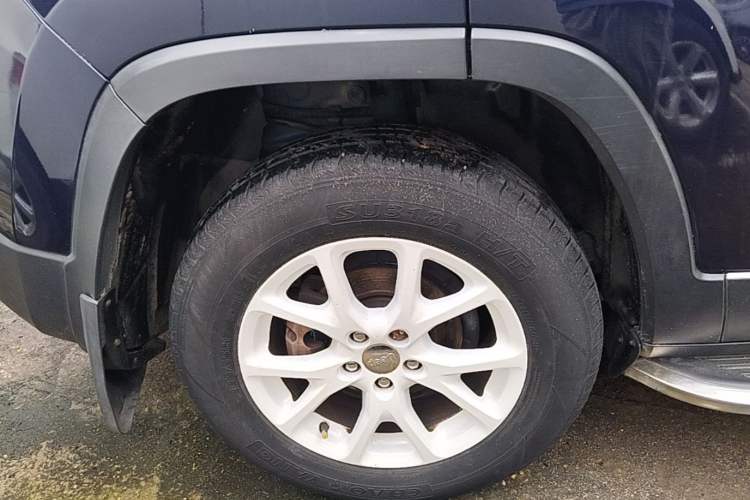 Used Jeep Cherokee 2016 2.0L Leading Edition Right Rear Wheel Hub