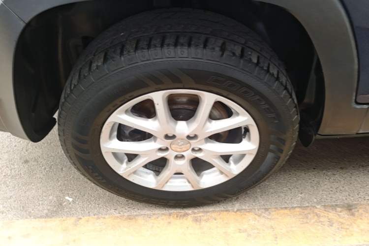Used Jeep Cherokee 2016 2.4L Professional Smart Version Right Rear Wheel Hub