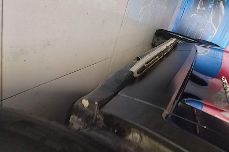 Used Jeep Cherokee 2016 2.4L Professional Edition Right Side Sill