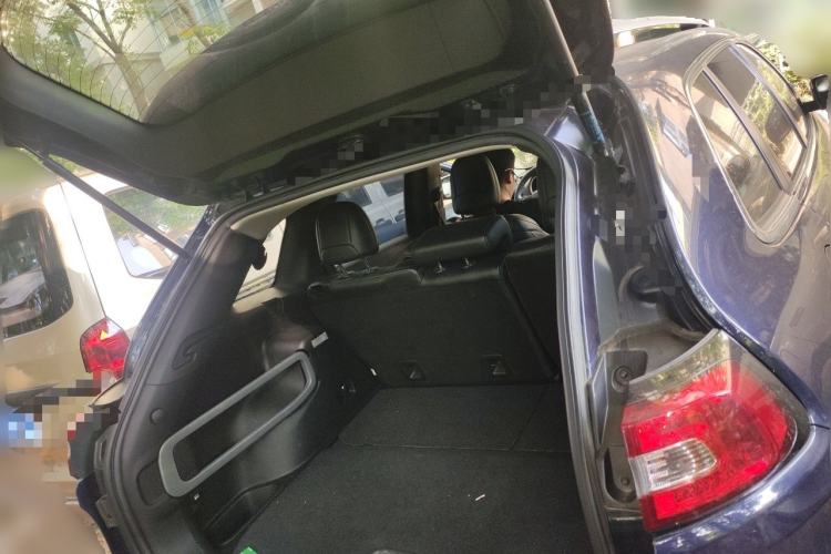 Used Jeep Cherokee 2016 2.4L Professional Smart Version Trunk