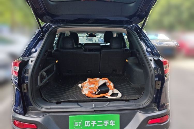 Used Jeep Cherokee 2016 2.4L Professional Smart Version Trunk