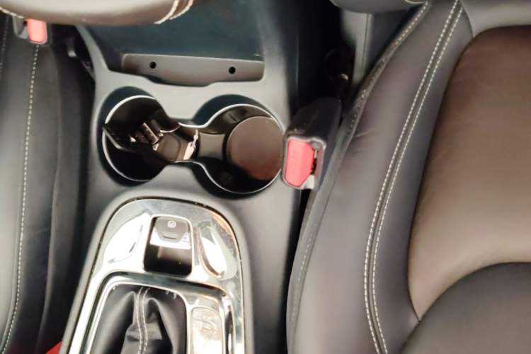 Used Jeep Cherokee 2016 2.4L Superior Edition Vehicle Key