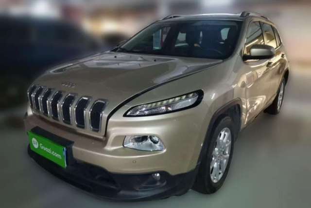 Used Jeep Cherokee 2016 2.0L Superior Edition