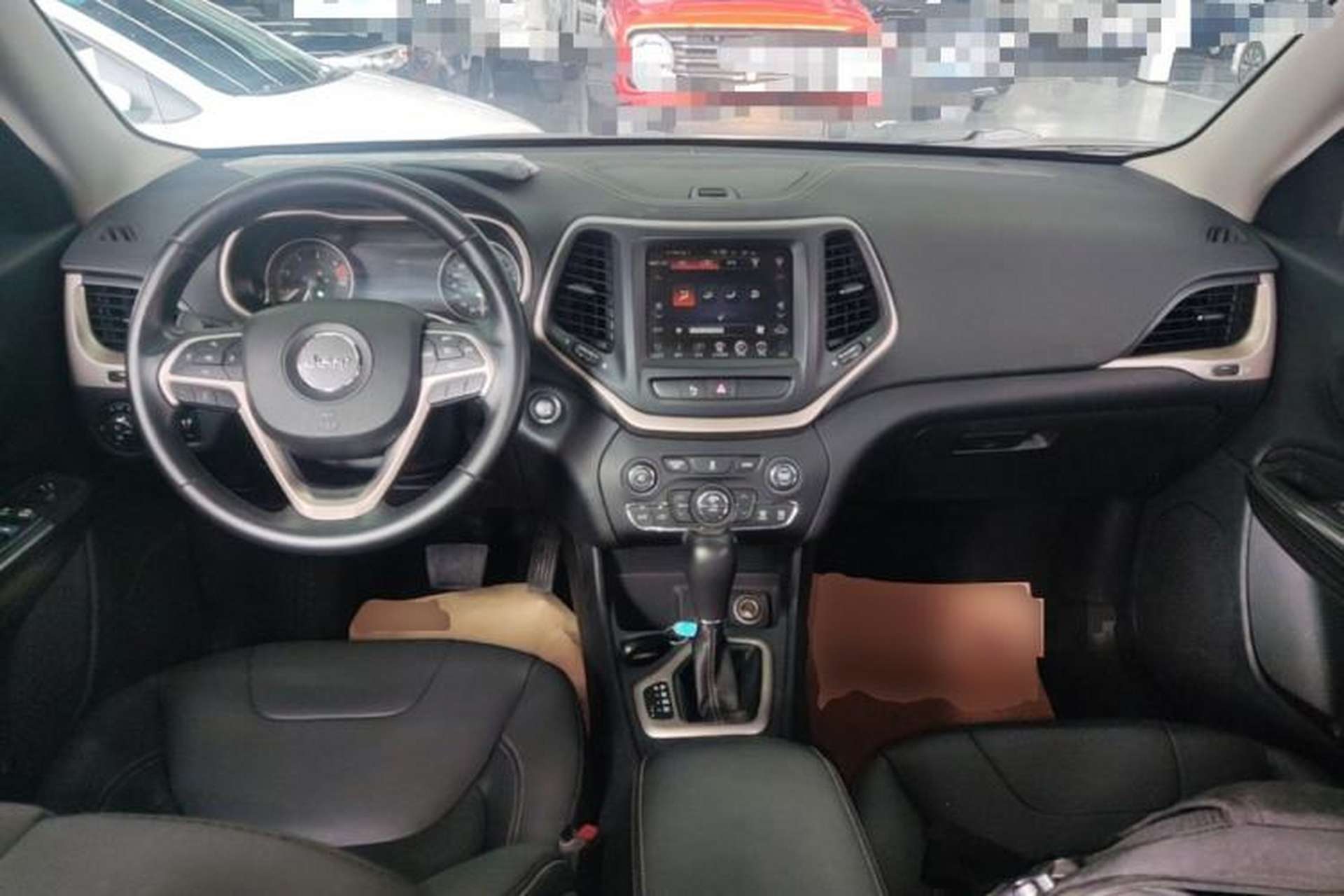 Used Jeep Cherokee 2016 2.0L Superior Edition Center Console