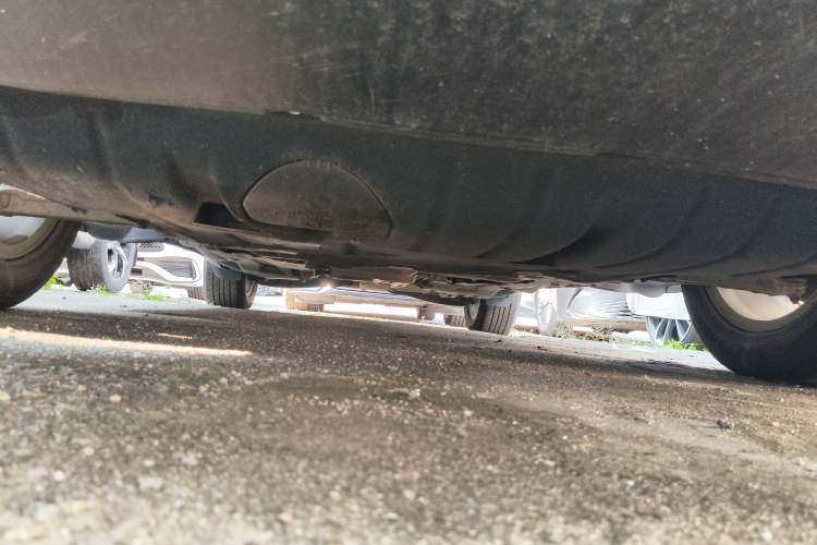 Used Jeep Cherokee 2016 2.4L Leading Smart Version Chassis Front