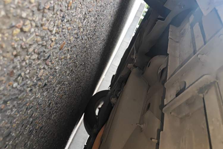 Used Jeep Cherokee 2016 2.0L Smart Version Chassis Rear