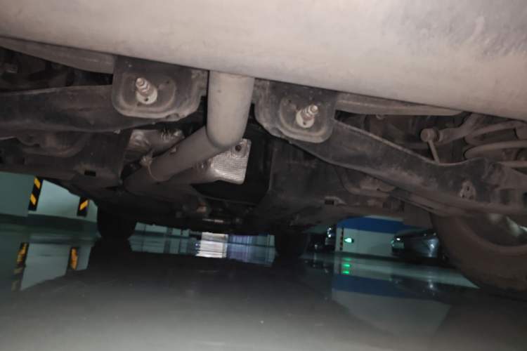 Used Jeep Cherokee 2016 2.4L Leading Edition Chassis Rear