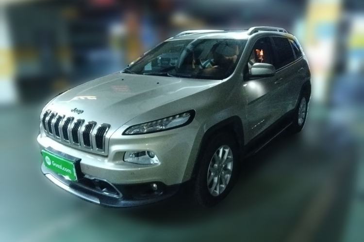 Used Jeep Cherokee 2016 2.4L Professional Smart Version Guazi used car, China used car export, Used car for sale, Used cars, Cheapest cars for sale