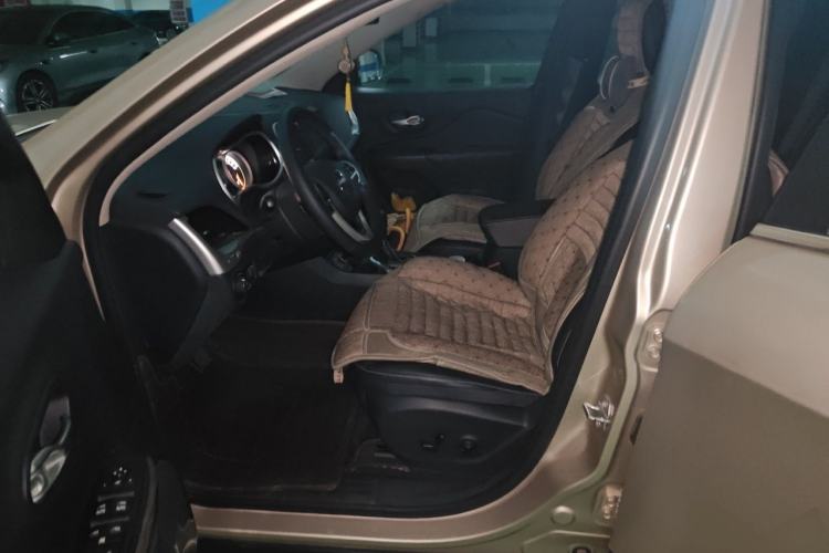 Used Jeep Cherokee 2016 2.4L Leading Edition Driver Seat