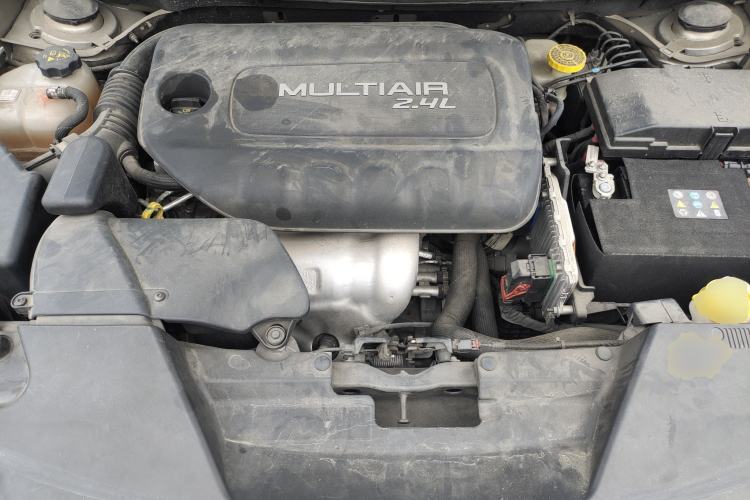Used Jeep Cherokee 2016 2.4L Leading Edition Engine Bay