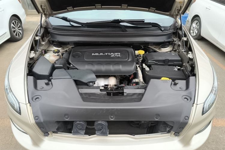 Used Jeep Cherokee 2016 2.4L Professional Smart Version Engine Bay