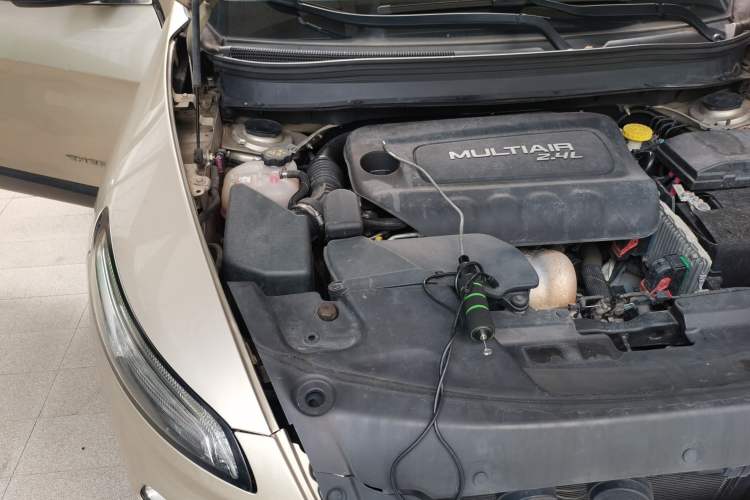 Used Jeep Cherokee 2016 2.4L Leading Edition Engine Bay Right