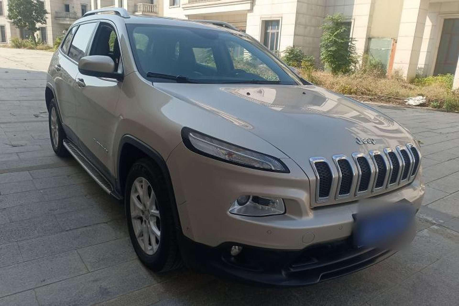 Used Jeep Cherokee 2016 2.4L Leading Edition Exterior 2