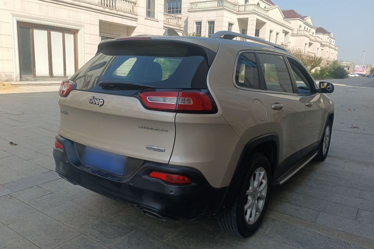 Used Jeep Cherokee 2016 2.4L Leading Edition Exterior 5