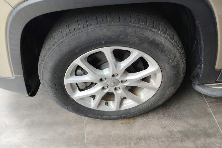 Used Jeep Cherokee 2016 2.0L Superior Edition Exterior 7