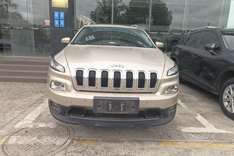 Used Jeep Cherokee 2016 2.4L Leading Edition Front