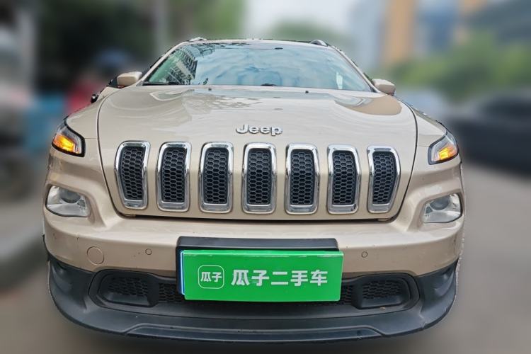 Used Jeep Cherokee 2016 2.0L Smart Version Front