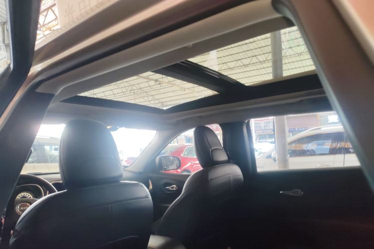 Used Jeep Cherokee 2016 2.4L Leading Edition Headliner