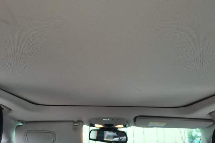 Used Jeep Cherokee 2016 2.4L Leading Edition Headliner