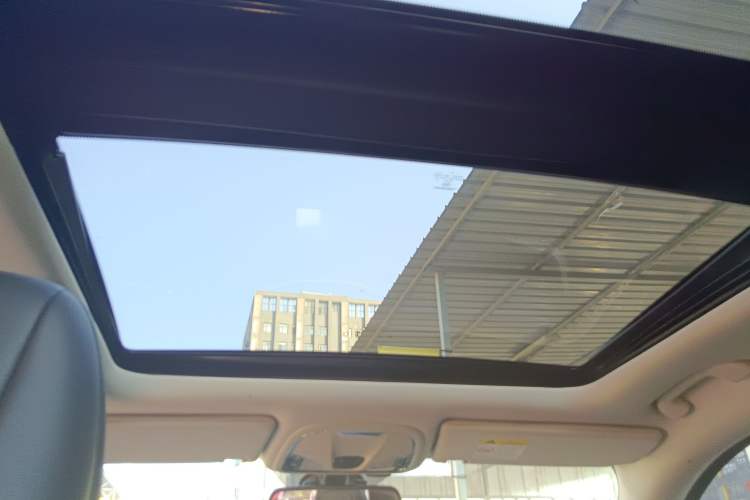 Used Jeep Cherokee 2016 2.4L Professional Smart Version Headliner