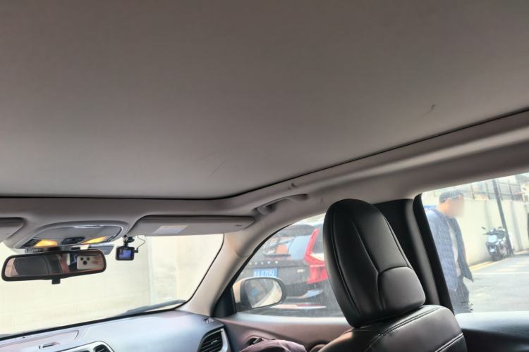 Used Jeep Cherokee 2016 2.4L Leading Edition Headliner