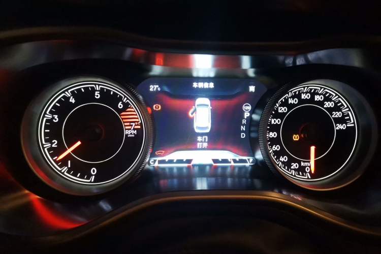 Used Jeep Cherokee 2016 2.0L Superior Edition Instrument Cluster