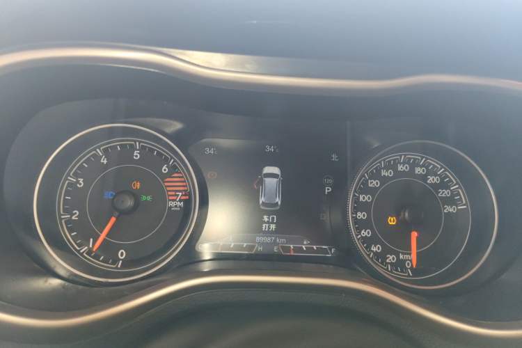 Used Jeep Cherokee 2016 2.0L Superior Edition Instrument Cluster