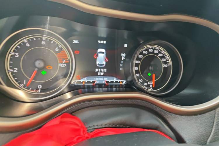 Used Jeep Cherokee 2016 2.0L Smart Version Instrument Cluster