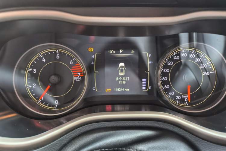 Used Jeep Cherokee 2016 2.4L Leading Edition Instrument Cluster
