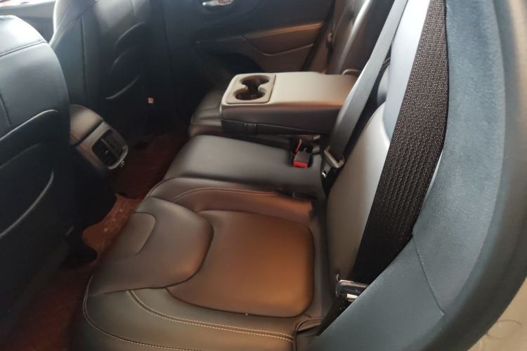 Used Jeep Cherokee 2016 2.4L Leading Edition Left Rear Seat