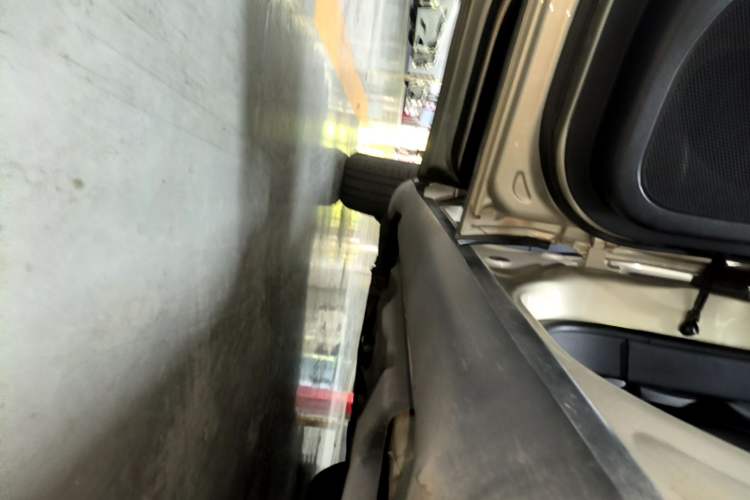 Used Jeep Cherokee 2016 2.4L Leading Edition Left Side Sill